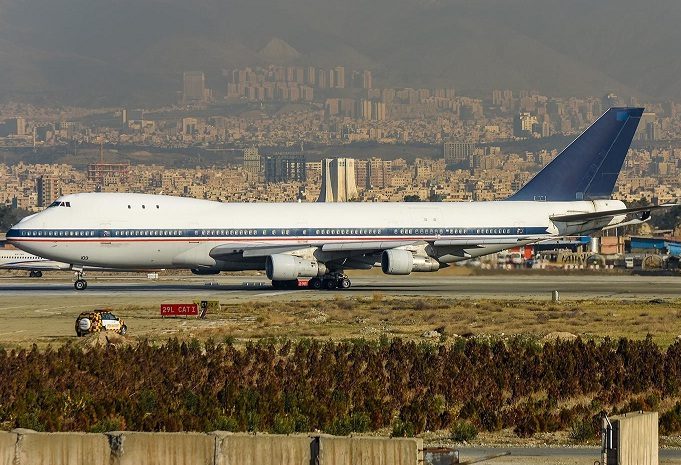 بویینگ 747 سوخت رسان در مهرآباد تهران